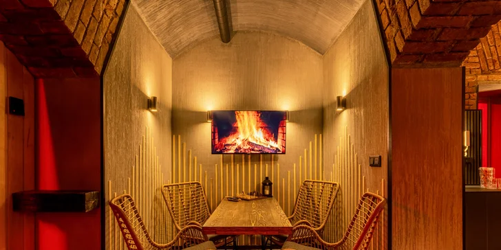 Privátní wellness pro 2 až 4 osoby: sauna, vířivka, ovocný talíř i prosecco