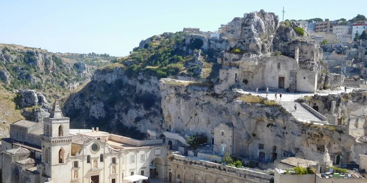 Matera - úchvatné město ve skále: 2 noci v hotelu i letenky, podrobný itinerář