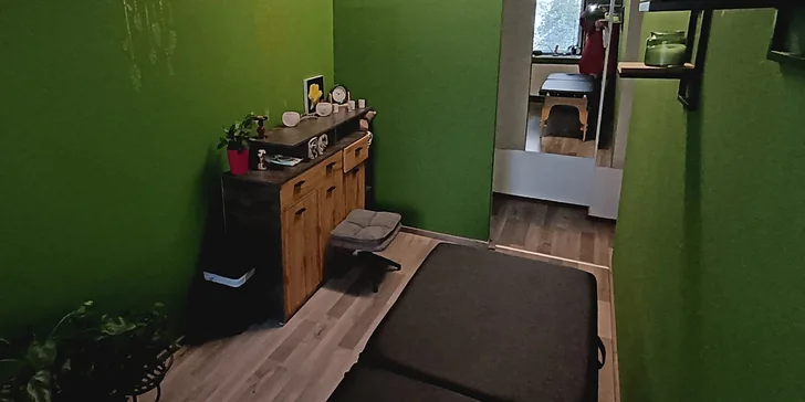 Perfektní relax: uvolňující masáž obličeje, zad a šíje, nohou i celého těla vč. baňkování