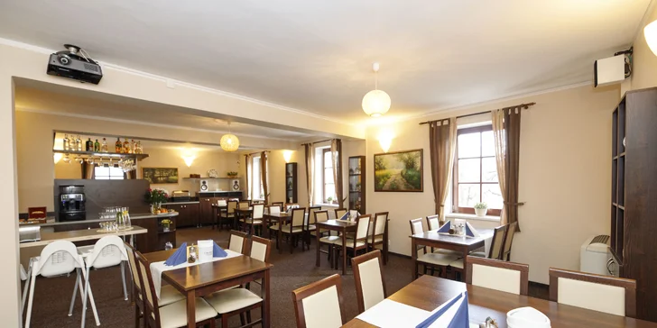 Snídaně si vychutnáte v prostorné restauraci.