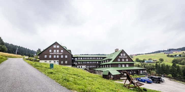 Horský hotel v Peci pod Sněžkou: uprostřed přírody, u turistických tras a se snídaní
