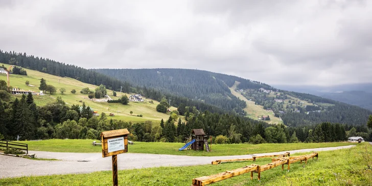 Horský hotel v Peci pod Sněžkou: uprostřed přírody, u turistických tras a se snídaní