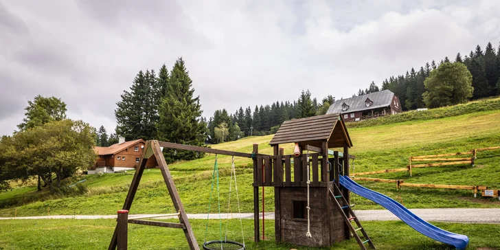 Horský hotel v Peci pod Sněžkou: uprostřed přírody, u turistických tras a se snídaní