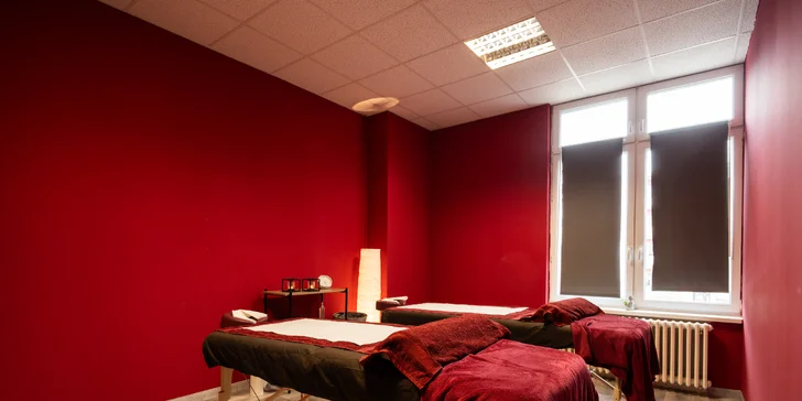 Permanentka na tři masáže dle výběru: klasická, havajská i baňkování, 60–⁠⁠⁠⁠⁠⁠75 minut