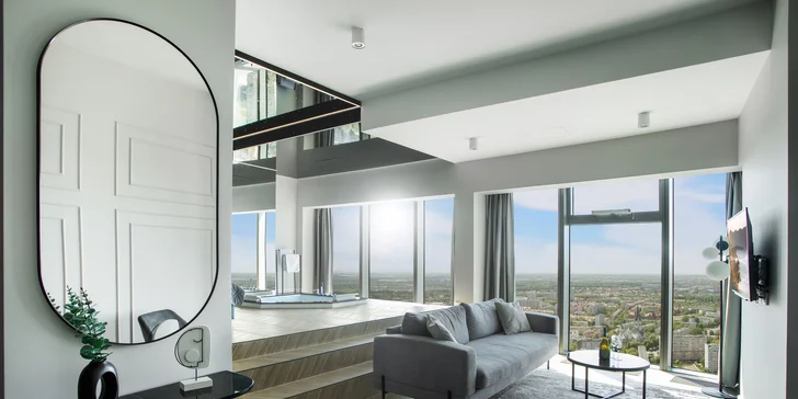 Luxusní apartmány ve Sky Tower: nejvyšší budova Wrocławi a nedávno i Polska, možnost jacuzzi