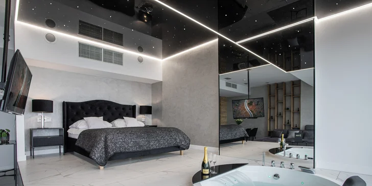 Luxusní apartmány ve Sky Tower: nejvyšší budova Wrocławi a nedávno i Polska, možnost jacuzzi