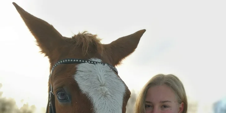 Zážitek pro malé i velké: vyjížďka na koni i na poníkovi v přírodě na ranči