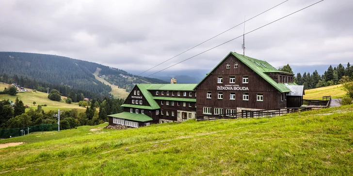 Horský hotel v Peci pod Sněžkou: uprostřed přírody, u turistických tras a se snídaní