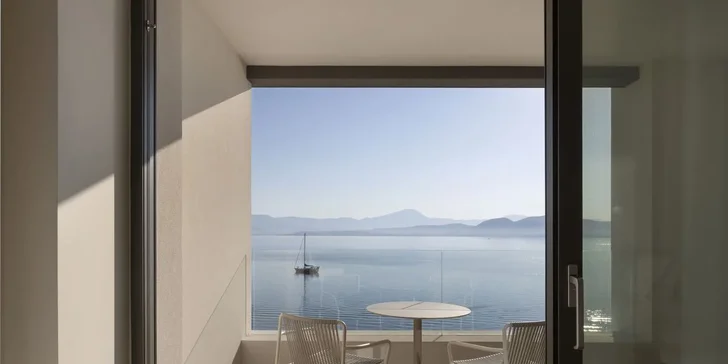 Řecko letecky: hotel Mirage Chalkida City Resort***** přímo u pláže, infinity bazén i snídaně