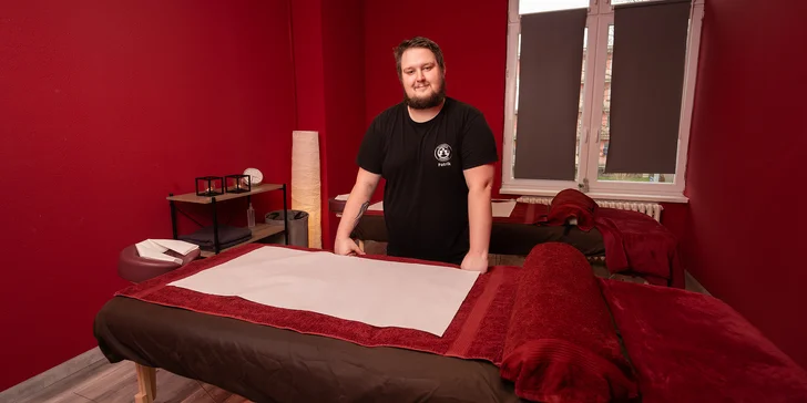 60minutová párová masáž: sportovní, klasická, zdravotní, Lomi Lomi i další