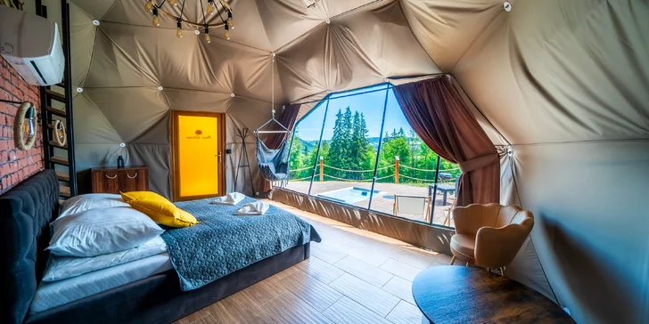 Romantický glamping s venkovní vířivkou jen 8 km od Zakopaného
