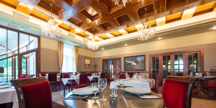 Poznejte Košice: 4* hotel se snídaní či polopenzí a bohatým wellness