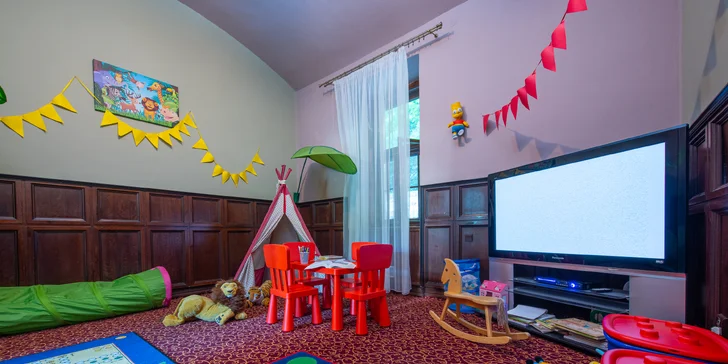 Poznejte Košice: 4* hotel se snídaní či polopenzí a bohatým wellness