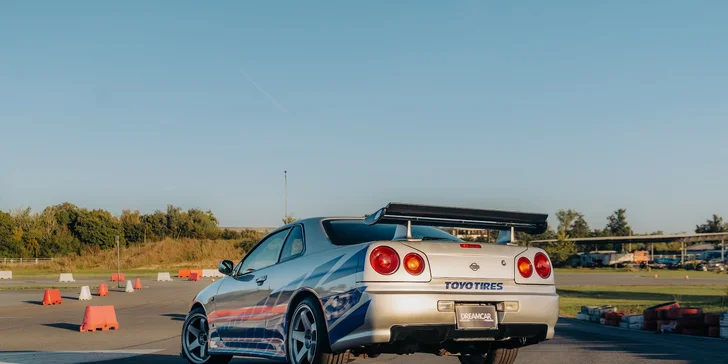 Jízda v Nissan Skyline R34, Nissan Silvia nebo Mitsubishi Lancer Evolution VIII: řízení i spolujízda, varianta s jízdou driftem