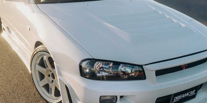 Jízda v Nissan Skyline R34, Nissan Silvia nebo Mitsubishi Lancer Evolution VIII: řízení i spolujízda, varianta s jízdou driftem