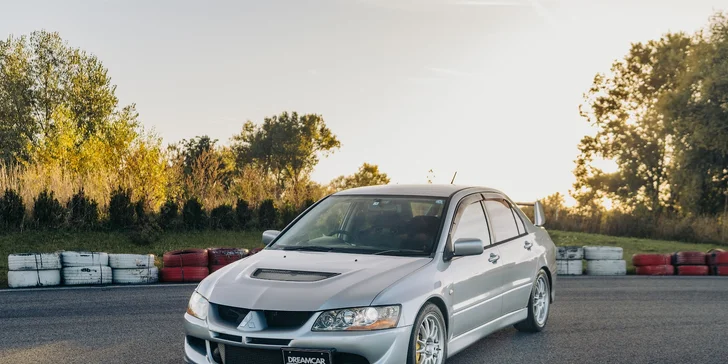Jízda v Nissan Skyline R34, Nissan Silvia nebo Mitsubishi Lancer Evolution VIII: řízení i spolujízda, varianta s jízdou driftem