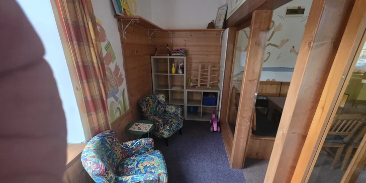 Aktivní dovolená v Krkonoších: rodinný penzion se snídaní či polopenzí, wellness, sleva na sporty