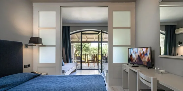 Dovolená na Korfu: 4* hotel Aeolos Beach u pláže, all inclusive, bazén i let