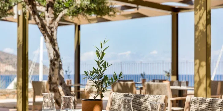 Kréta letecky: 5* hotel s all inclusive, přímo u pláže