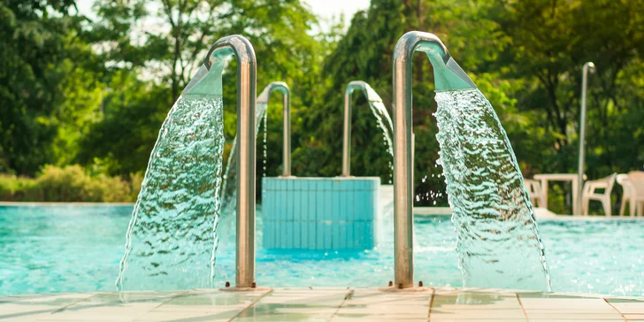 Dokonalý relax v rodinném hotelu v Maďarsku: neomezený wellness, termální bazény i polopenze