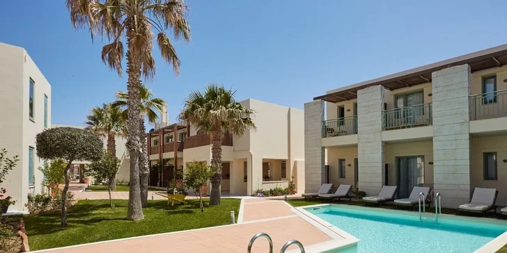 Odpočinek pouze pro dospělé: 4* hotel Giannoulis Grand Bay Beach Resort s all inclusive