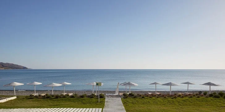 Odpočinek pouze pro dospělé: 4* hotel Giannoulis Grand Bay Beach Resort s all inclusive