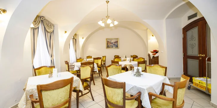 Ubytování v samém srdci Prahy se snídaní: hotel přímo u Čertovky a Karlova mostu