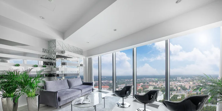 Luxusní apartmány ve Sky Tower: nejvyšší budova Wrocławi a nedávno i Polska, možnost jacuzzi