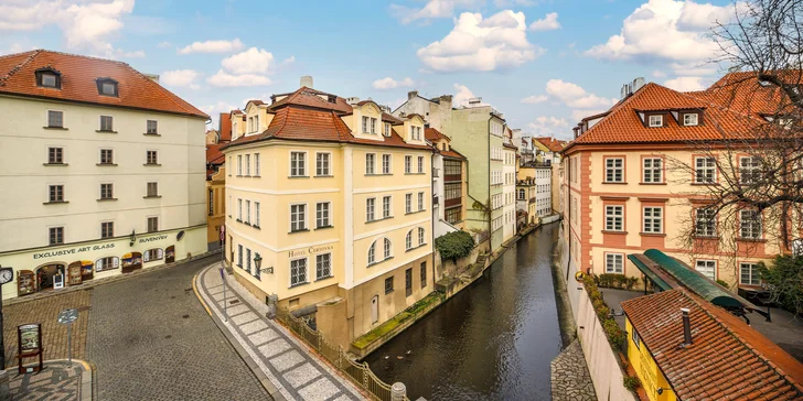 Ubytování v samém srdci Prahy se snídaní: hotel přímo u Čertovky a Karlova mostu
