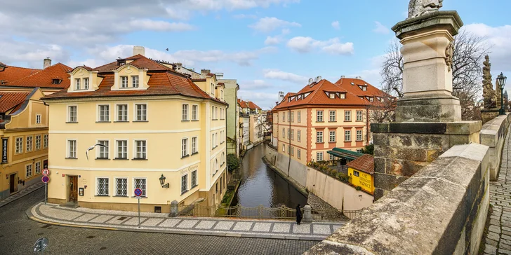 Ubytování v samém srdci Prahy se snídaní: hotel přímo u Čertovky a Karlova mostu