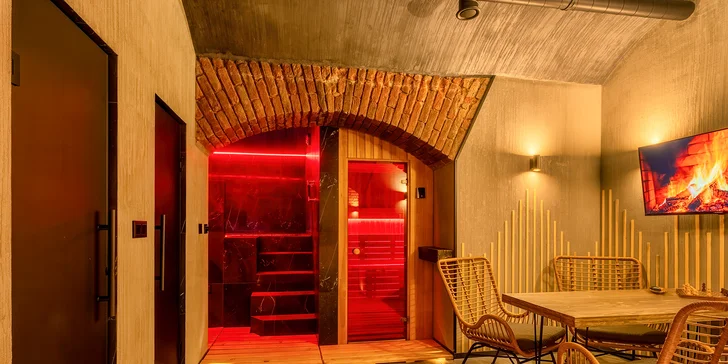 Privátní wellness pro 2 až 4 osoby: sauna, vířivka, ovocný talíř i prosecco