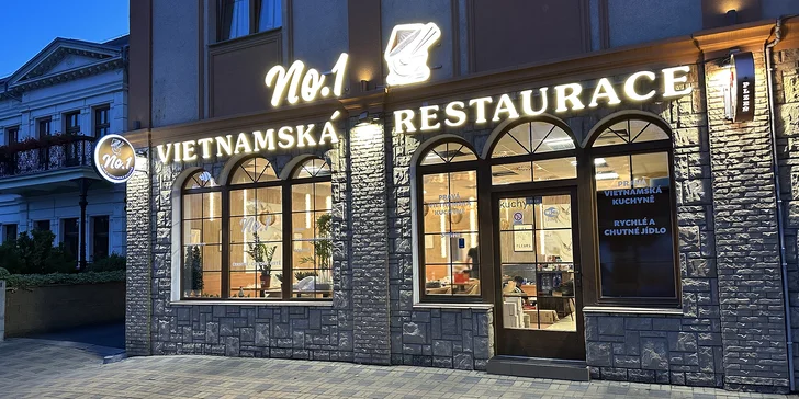 Voucher na 250–1 000 Kč do asijské restaurace v Teplicích: sushi, nudle, rýže i dezerty