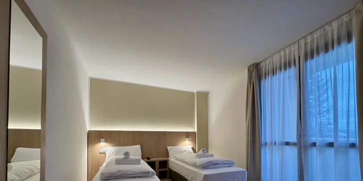 Zimní dovolená v Itálii, region Friulských Dolomit: hotel s polopenzí hned u skiareálu