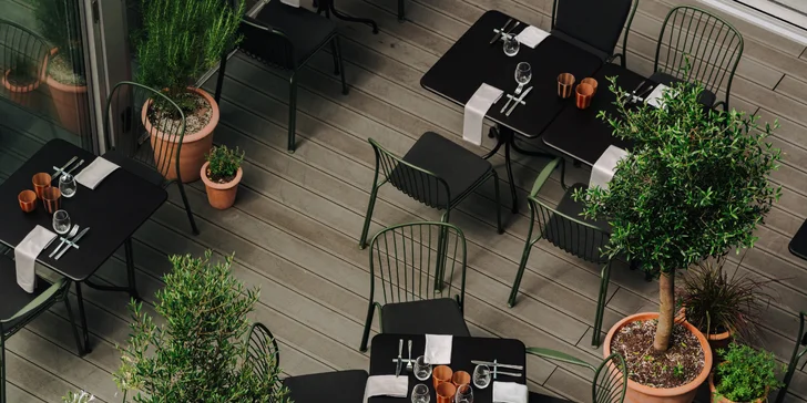 Poznejte Vratislav: hotel v centru města, vč. snídaně, fitness a vstupenek do Krupa Art Foundation, 600 m od náměstí Rynek