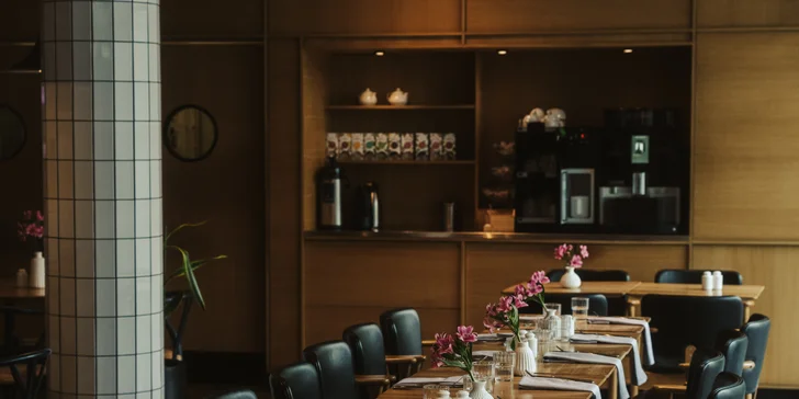 Poznejte Vratislav: hotel v centru města, vč. snídaně, fitness a vstupenek do Krupa Art Foundation, 600 m od náměstí Rynek