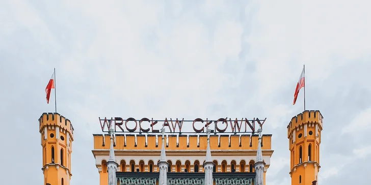 Poznejte Vratislav: hotel v centru města, vč. snídaně, fitness a vstupenek do Krupa Art Foundation, 600 m od náměstí Rynek