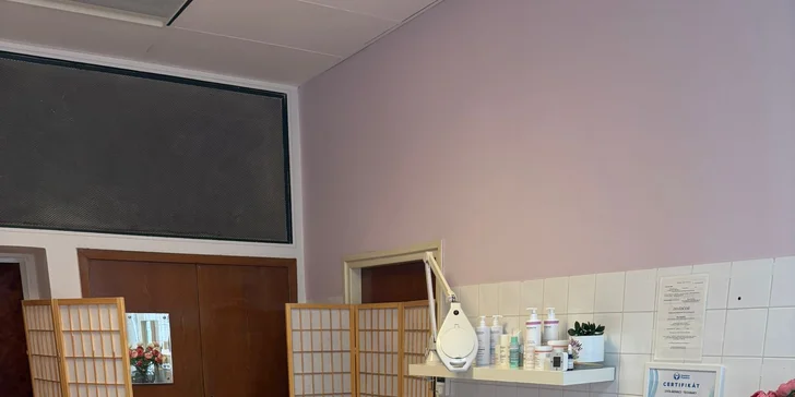 Rozmazlete svou pleť: kompletní kosmetické ošetření, úprava obočí i řas