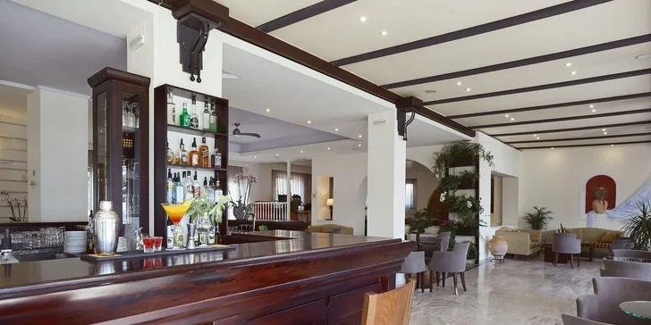 Kréta all inclusive vč. letenky: 4* hotel v letovisku Chania, na pláži a s bazény