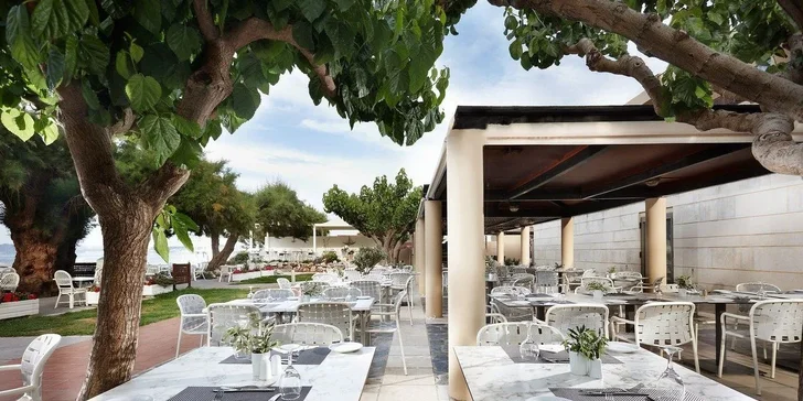 Kréta all inclusive vč. letenky: 4* hotel v letovisku Chania, na pláži a s bazény