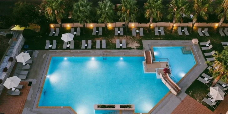 Kréta all inclusive vč. letenky: 4* hotel v letovisku Chania, na pláži a s bazény