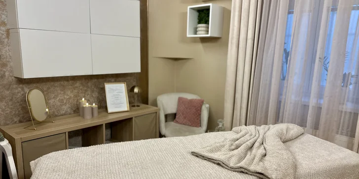 Základní nebo luxusní ošetření pleti v salonu Libni: 60–100 min. péče