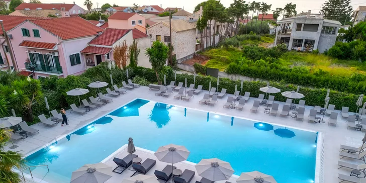 Dovolená na Korfu: 4* hotel Nobilis Corfu v centru Acharavi, all inclusive, letenky