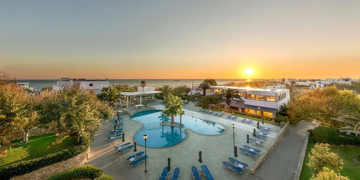 Dovolená v Řecku: 4* hotel na ostrově Skyros, all inclusive, 5 minut od pláže