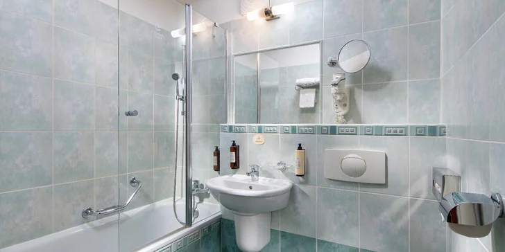 Pohodový pobyt v Ostravě: moderní hotel u Vítkovic se snídaní i wellness