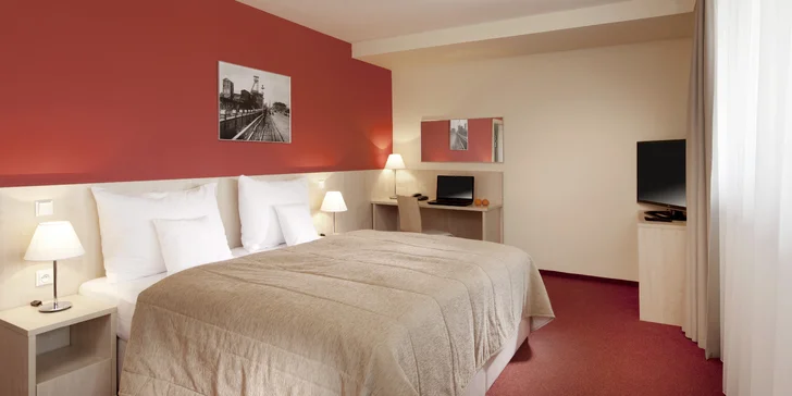 Pohodový pobyt v Ostravě: moderní hotel u Vítkovic se snídaní i wellness