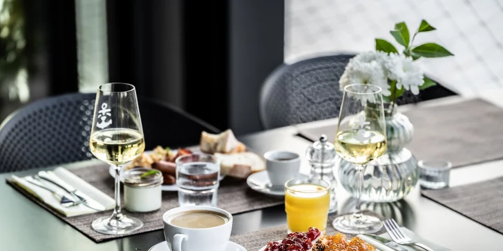 Veselí nad Moravou: stylové apartmány se snídaní, wellness i vínem