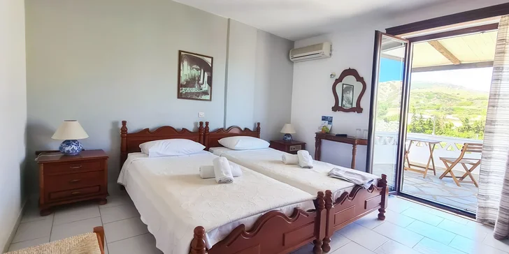 Odpočinek na řeckém ostrově Skyros: letenky, 3* hotel Melikari 300 m od pláže, snídaně, bazén