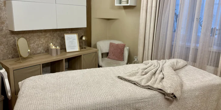 Cesta za hladkou pokožkou: vosková depilace rtu, předloktí i nohou