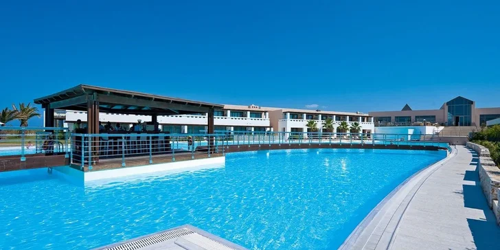 Dovolená na Krétě: luxusní 5* resort přímo u pláže, all inclusive, letenky, animace pro děti