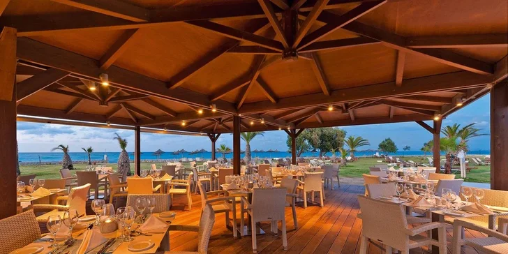 Dovolená na Krétě: luxusní 5* resort přímo u pláže, all inclusive, letenky, animace pro děti